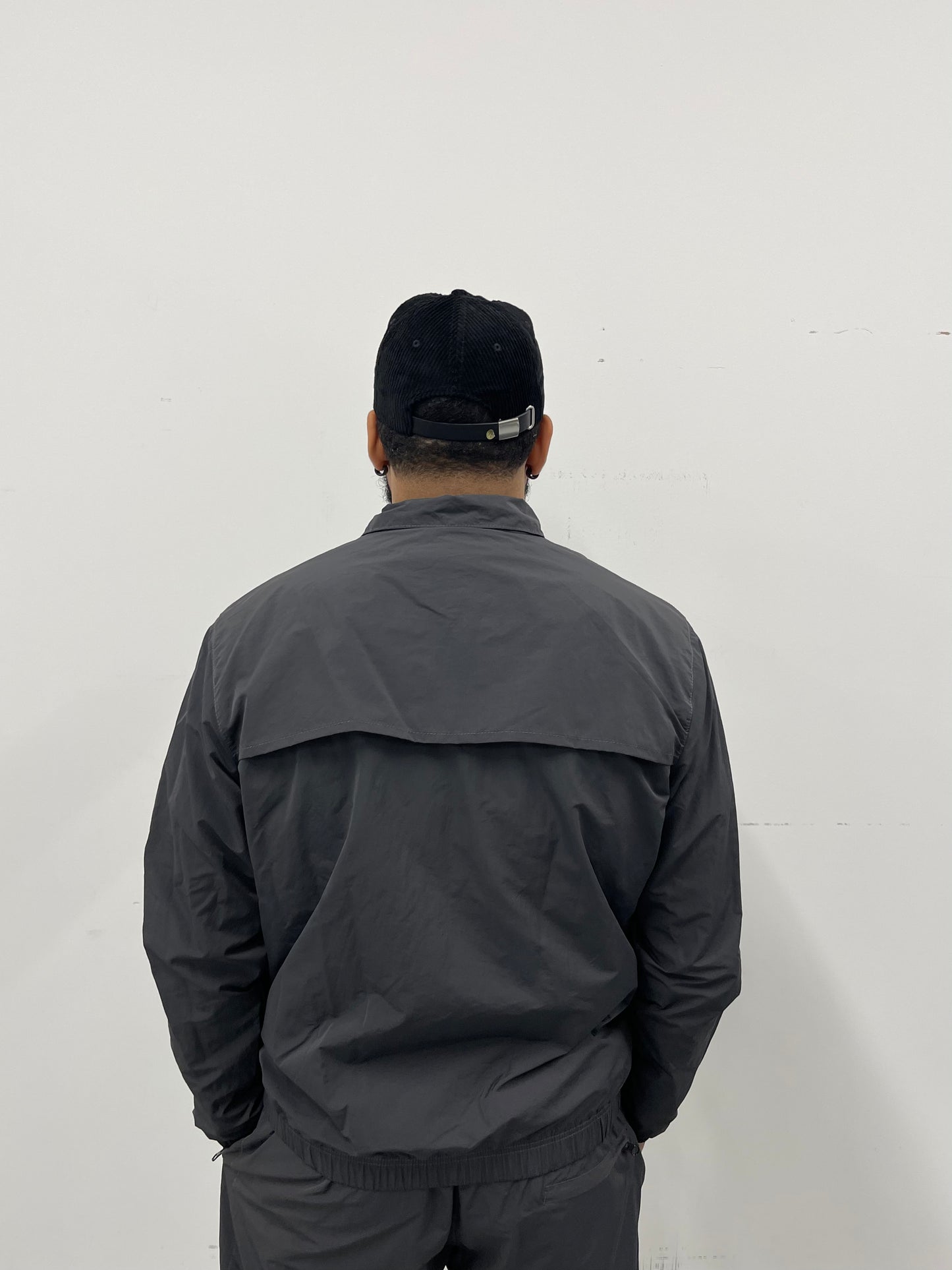 BAR LOGO TRACK JACKET - GUN METAL GREY